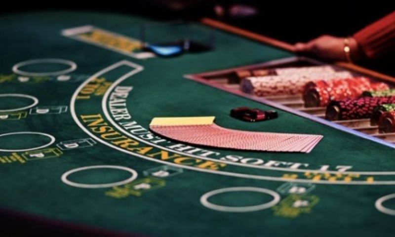 Kỹ Thuật Canh Bài Baccarat Là Gì?